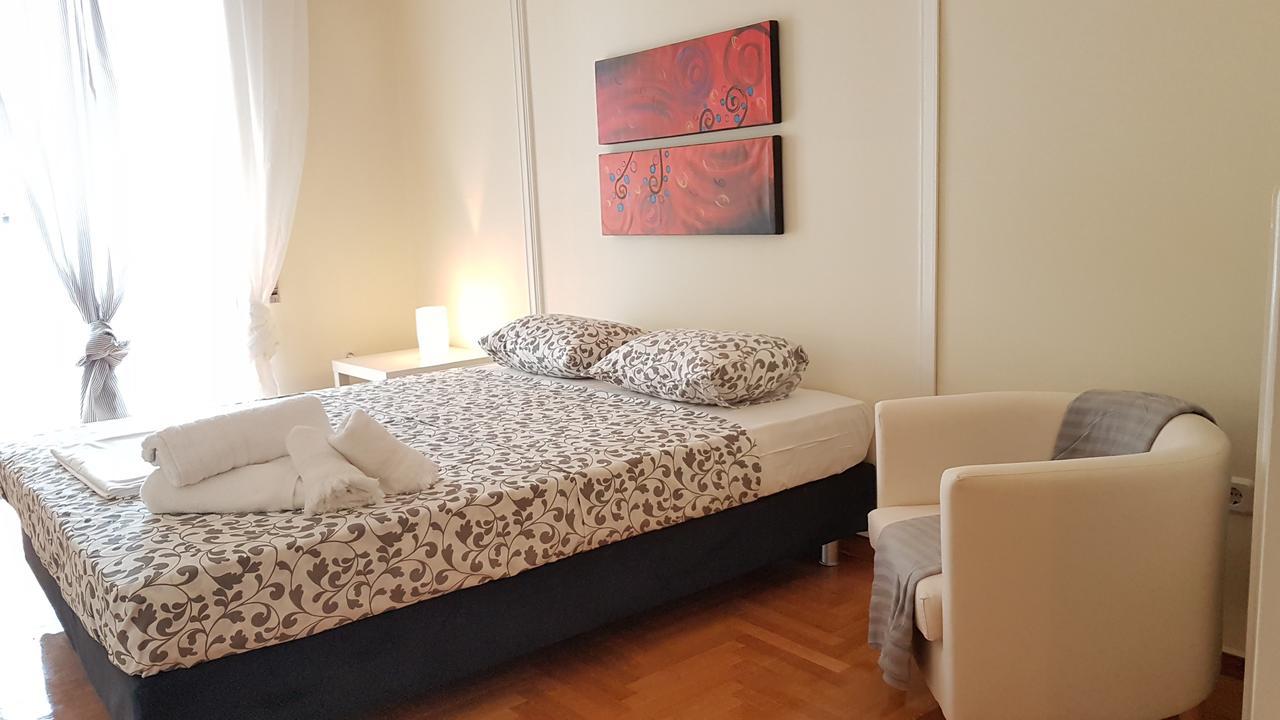 Menta Errathens Apartment - Athens Center, 5 Bd, 2 Bath Atenas Exterior foto