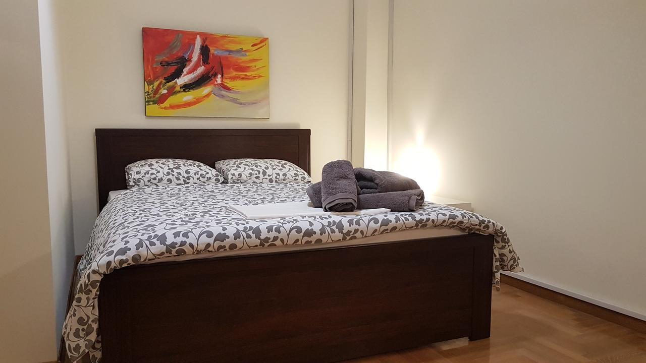 Menta Errathens Apartment - Athens Center, 5 Bd, 2 Bath Atenas Exterior foto